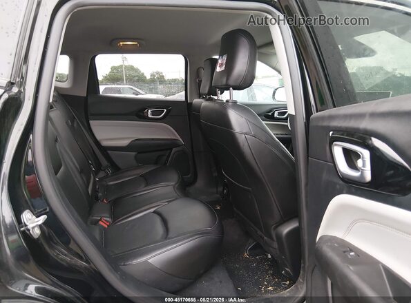 3C4NJDCB1NT107172 2022 JEEP COMPASS Black Widok naklejki z numerem VIN