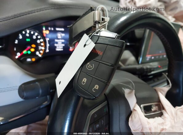 3C4NJDCB1NT111822 2022 JEEP COMPASS Серый Вид панели приборов