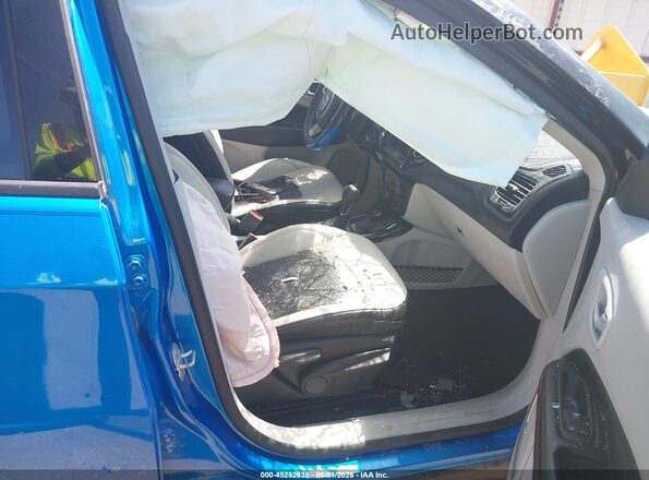 3C4NJDCB2HT627806 2017 JEEP NEW COMPASS Синий Вид салона спереди