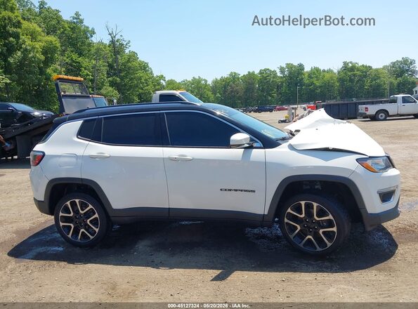 3C4NJDCB2JT298529 2018 JEEP COMPASS White Vista interior trasera
