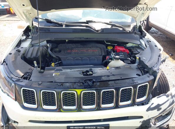3C4NJDCB2MT523746 2021 JEEP COMPASS White Вид ззаду