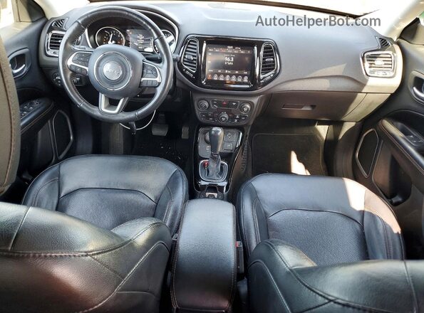 3C4NJDCB3KT619270 2019 JEEP COMPASS Black Vista del salpicadero