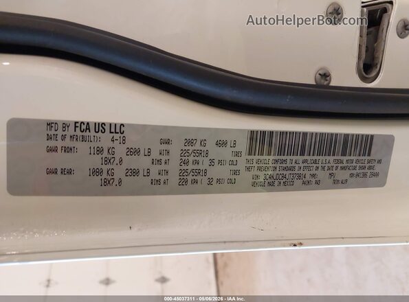 3C4NJDCB4JT373814 2018 JEEP COMPASS White Engine compartment view