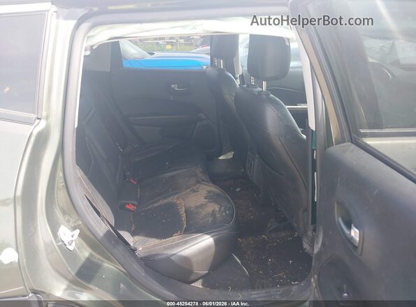 3C4NJDCB4KT761448 2019 JEEP COMPASS Green Widok naklejki z numerem VIN