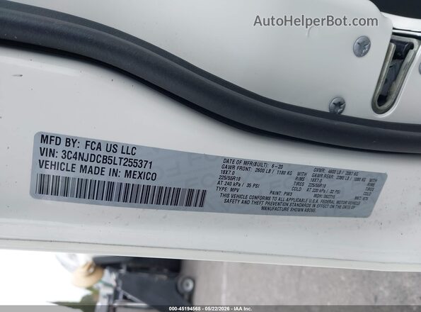 3C4NJDCB5LT255371 2020 JEEP COMPASS White ძრავის განყოფილების ხედი