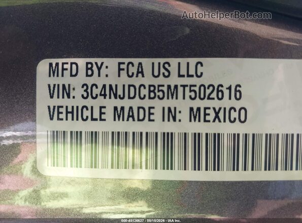 3C4NJDCB5MT502616 2021 JEEP COMPASS Gray Engine compartment view