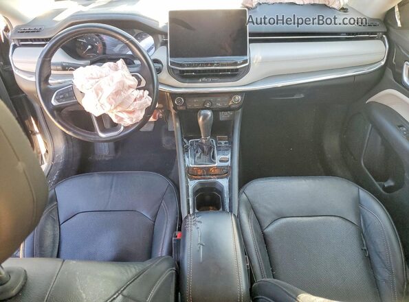 3C4NJDCB7NT145358 2022 JEEP COMPASS Silver 