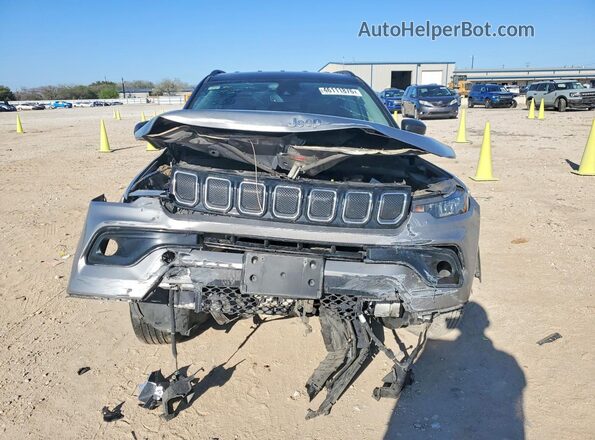 3C4NJDCB7NT145358 2022 JEEP COMPASS Silver 