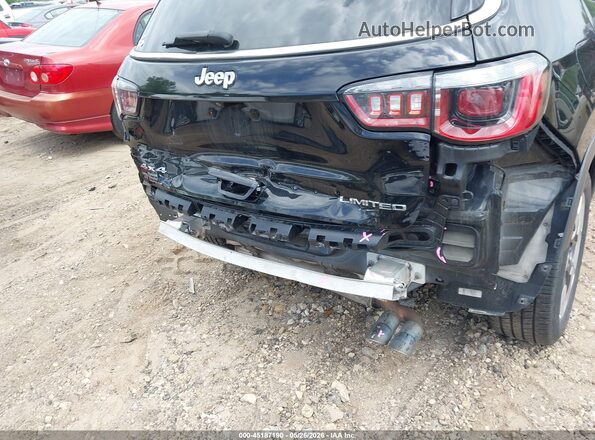 3C4NJDCB8JT201852 2018 JEEP COMPASS Black Widok z przodu