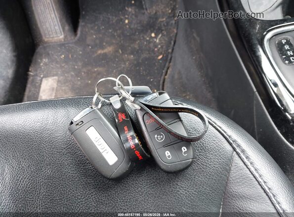 3C4NJDCB8JT201852 2018 JEEP COMPASS Black Widok deski rozdzielczej