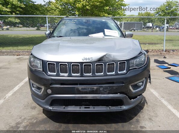 3C4NJDCB8JT373007 2018 JEEP COMPASS Gray Widok deski rozdzielczej
