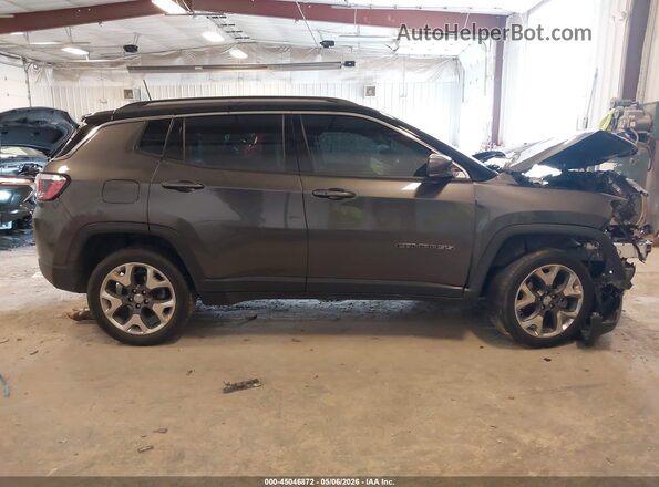 3C4NJDCB8LT238838 2020 JEEP COMPASS Серый Вид задней части салона