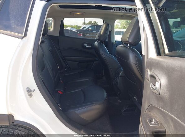 3C4NJDCB8MT555083 2021 JEEP COMPASS White VIN კოდის სტიკერის ხედი
