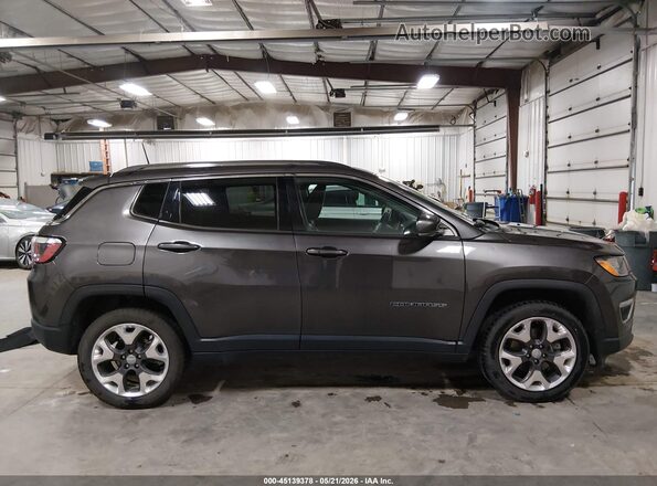 3C4NJDCBXKT620190 2019 JEEP COMPASS Gray 