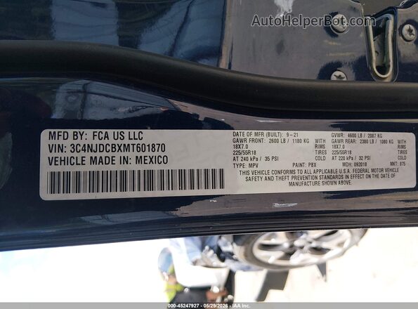3C4NJDCBXMT601870 2021 JEEP COMPASS Blue Engine compartment view