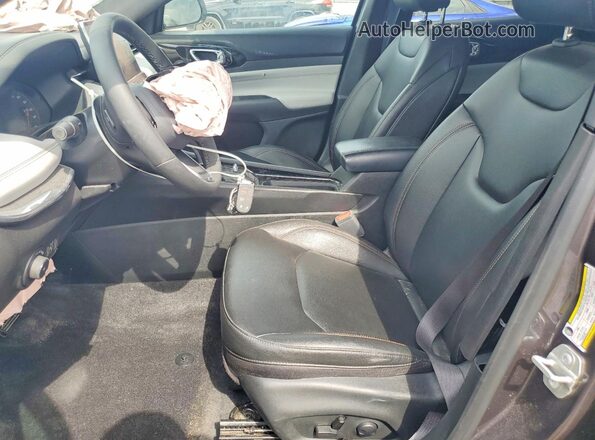 3C4NJDCN1RT151463 2024 JEEP COMPASS Угольный Вид салона спереди