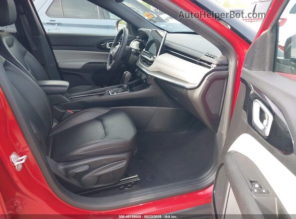 3C4NJDCN1RT600172 2024 JEEP COMPASS Red Front interior view