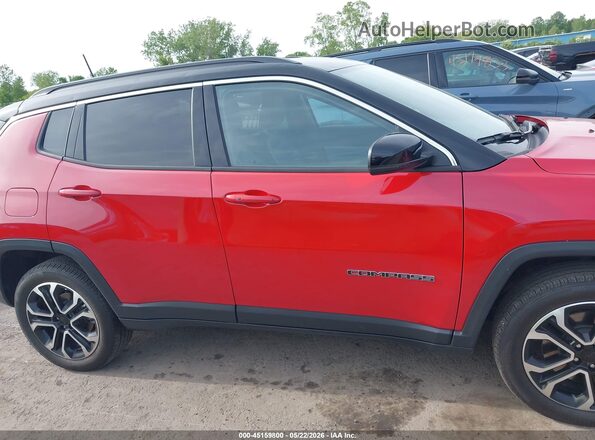 3C4NJDCN1RT600172 2024 JEEP COMPASS Red Rear interior view