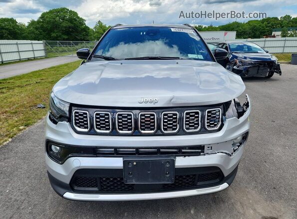 3C4NJDCN1TT186589 2026 JEEP COMPASS Silver Widok z przodu