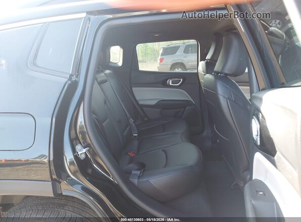 3C4NJDCN1TT195163 2026 JEEP COMPASS Black VIN კოდის სტიკერის ხედი