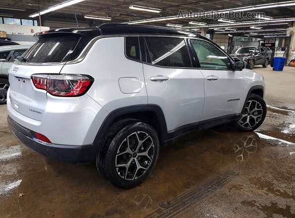 3C4NJDCN2ST510972 2025 JEEP COMPASS Silver Trasero derecho