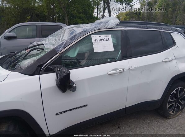 3C4NJDCN4PT540675 2023 JEEP COMPASS White Սալոնի 360 աստիճան տեսք