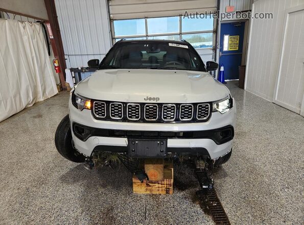 3C4NJDCN4TT187431 2026 JEEP COMPASS Серебряный Панорамный вид салона 360°