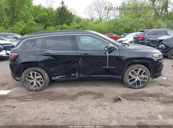 3C4NJDCN5RT136190 2024 JEEP COMPASS Black Вид задньої частини салону