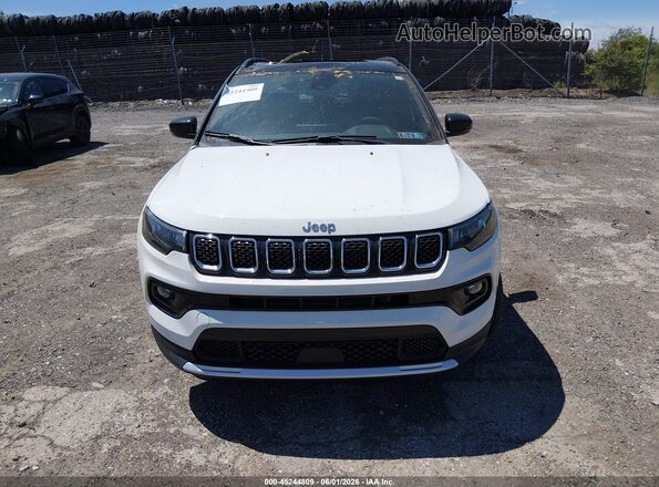 3C4NJDCN5RT592920 2024 JEEP COMPASS White Вид панелі приладів