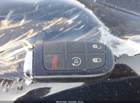 3C4NJDCN6PT567165 2023 JEEP COMPASS White Vista del salpicadero