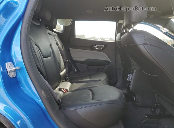 3C4NJDCN6RT142581 2024 JEEP COMPASS White Widok wnętrza z tyłu