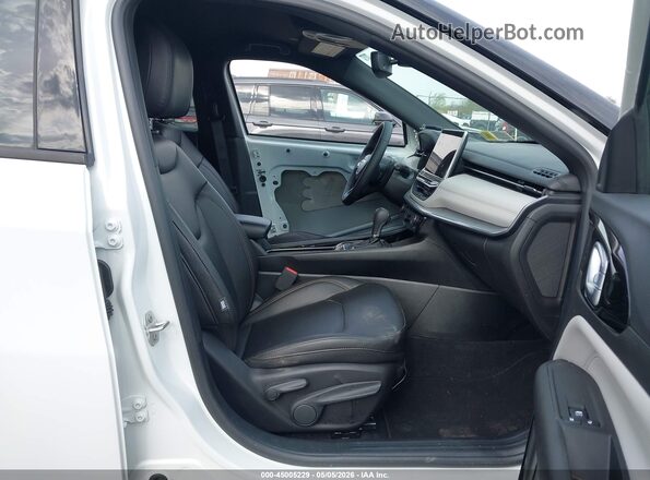 3C4NJDCN7RT174374 2024 JEEP COMPASS White Widok wnętrza z przodu