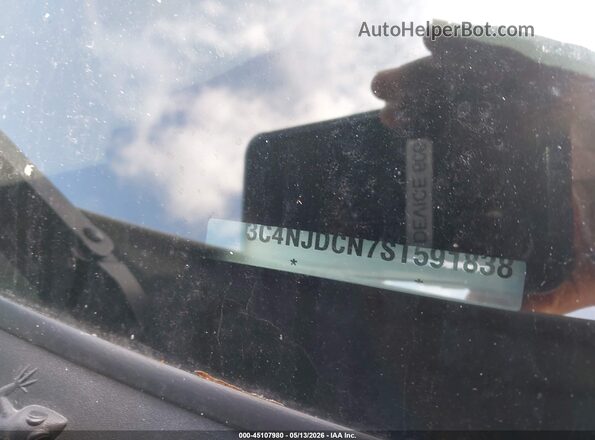 3C4NJDCN7ST591838 2025 JEEP COMPASS Белый Вид подкапотного пространства
