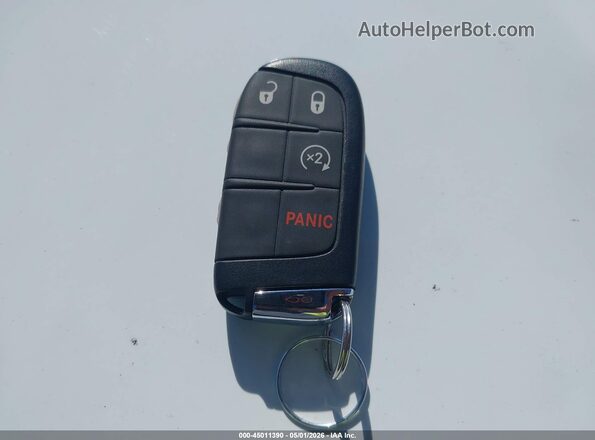 3C4NJDCN8RT592832 2024 JEEP COMPASS White Вид панелі приладів