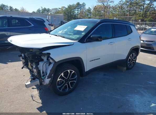 3C4NJDCN8RT592832 2024 JEEP COMPASS White Передня ліва чверть