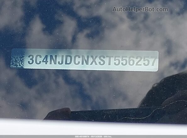 3C4NJDCNXST556257 2025 JEEP COMPASS White Вид підкапотного простору