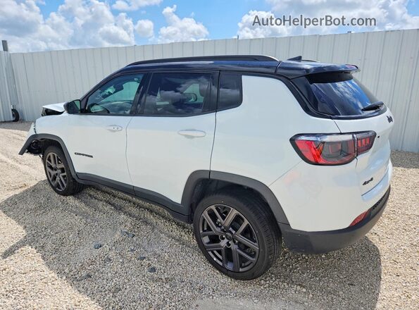 3C4NJDCNXTT188082 2026 JEEP COMPASS White Trasero izquierdo