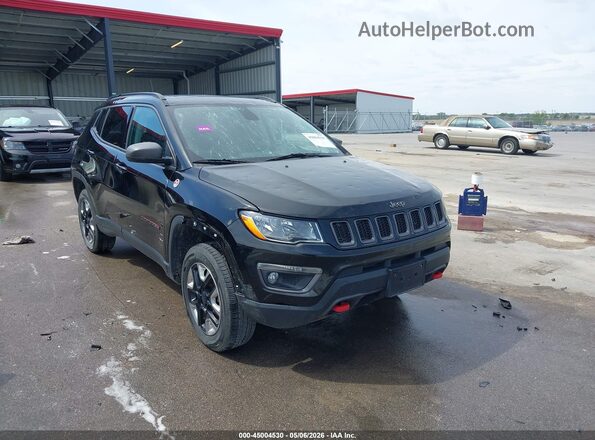 3C4NJDDB0JT210740 2018 JEEP COMPASS Black წინა ხედი