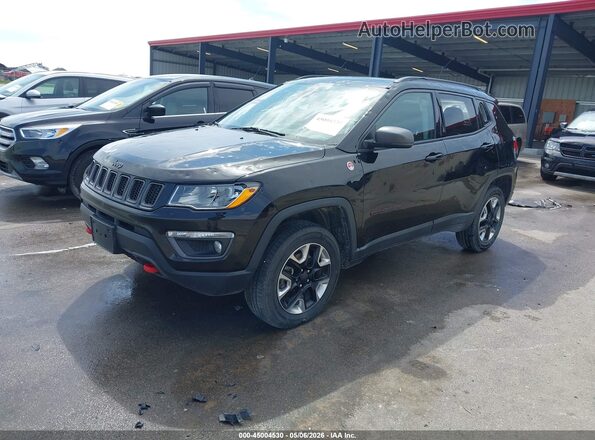 3C4NJDDB0JT210740 2018 JEEP COMPASS Black წინა მარცხენა ხედი სამი მეოთხედიდან