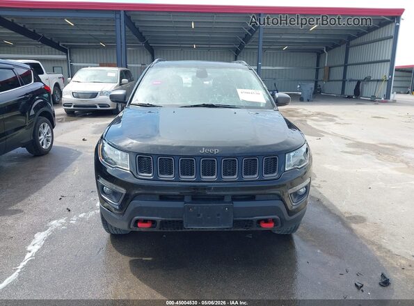 3C4NJDDB0JT210740 2018 JEEP COMPASS Black ხელსაწყოთა პანელის ხედი