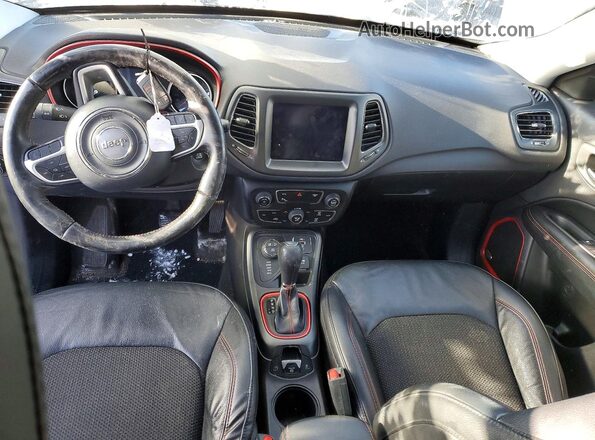 3C4NJDDB0MT602444 2021 JEEP COMPASS Gray წინა პანელის ხედი
