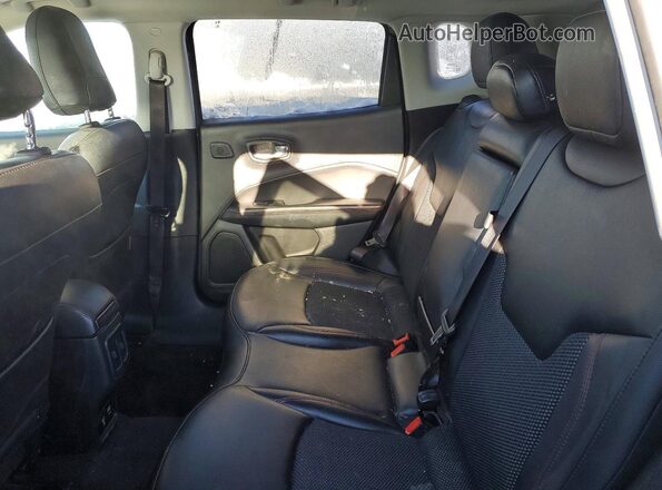 3C4NJDDB0MT602444 2021 JEEP COMPASS Gray უკანა სალონის ხედი