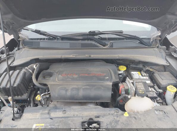 3C4NJDDB0NT198708 2022 JEEP COMPASS Gray Rear view