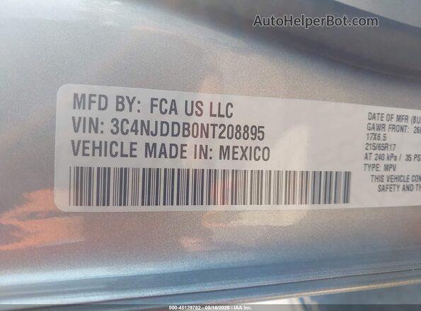 3C4NJDDB0NT208895 2022 JEEP COMPASS Silver Vista del compartimento del motor