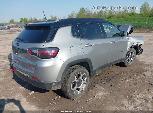 3C4NJDDB0NT208895 2022 JEEP COMPASS Silver Trasero derecho