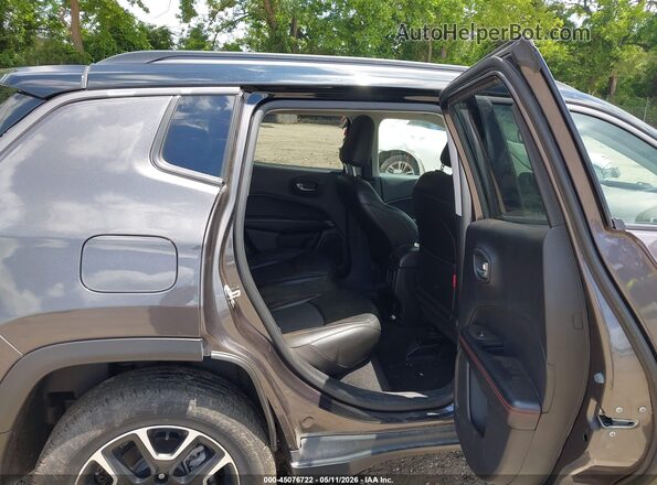 3C4NJDDB1LT151443 2020 JEEP COMPASS Gray VIN კოდის სტიკერის ხედი
