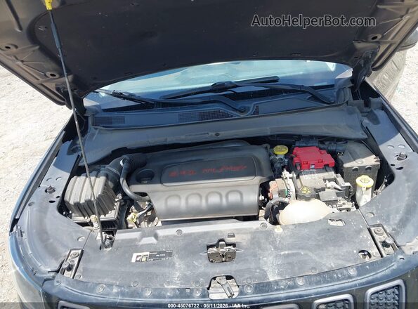 3C4NJDDB1LT151443 2020 JEEP COMPASS Gray უკანა ხედი