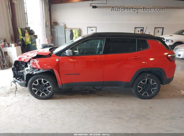 3C4NJDDB1LT236802 2020 JEEP COMPASS Orange Widok wnętrza 360 stopni