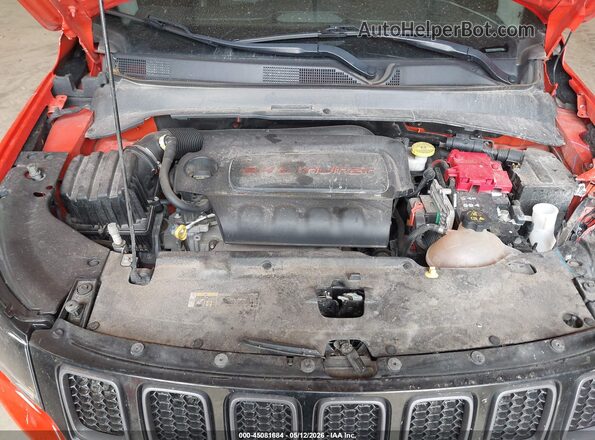 3C4NJDDB1LT236802 2020 JEEP COMPASS Orange Widok z tyłu