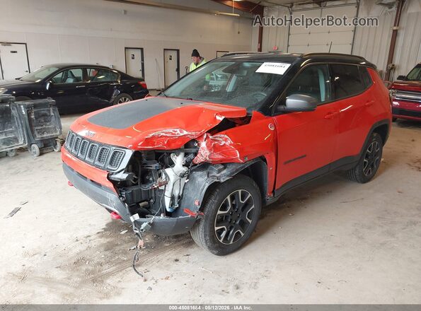 3C4NJDDB1LT236802 2020 JEEP COMPASS Orange Widok z przodu